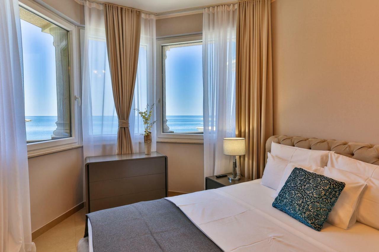 Regina Del Mare Hotel Бар Екстериор снимка